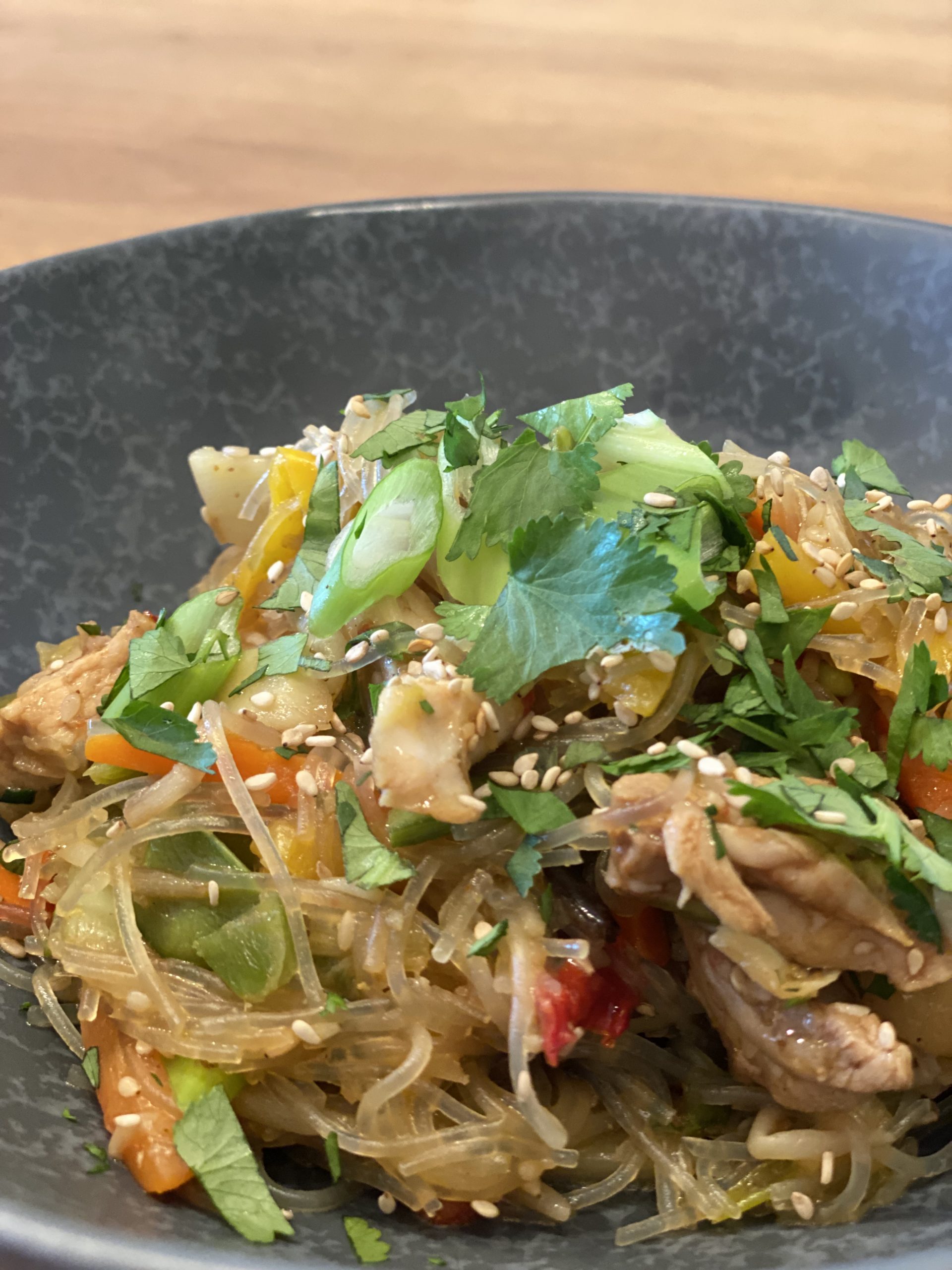 Teriyaki H hnchen Mit Glasnudeln Katis Rezeptgeschichten teriyaki-h-hnchen-mit-glasnudeln-katis-rezeptgeschichten